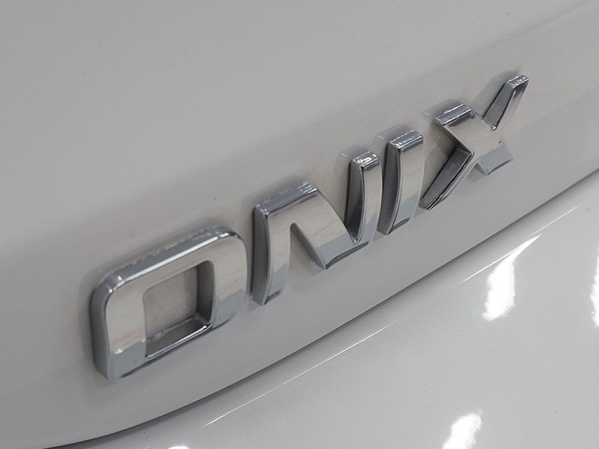 chevrolet onix 1.0 flex manual 4p 202417