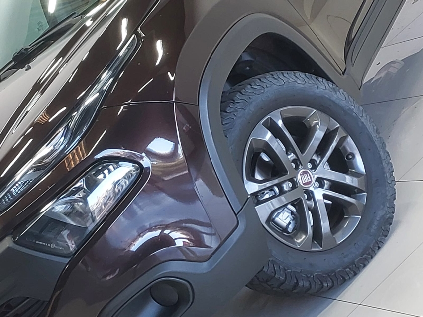 fiat toro 2.0 16v turbo diesel endurance 4wd at9 4p automatico 202019