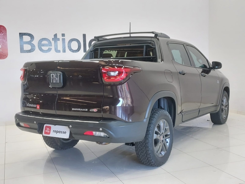 fiat toro 2.0 16v turbo diesel endurance 4wd at9 4p automatico 20205