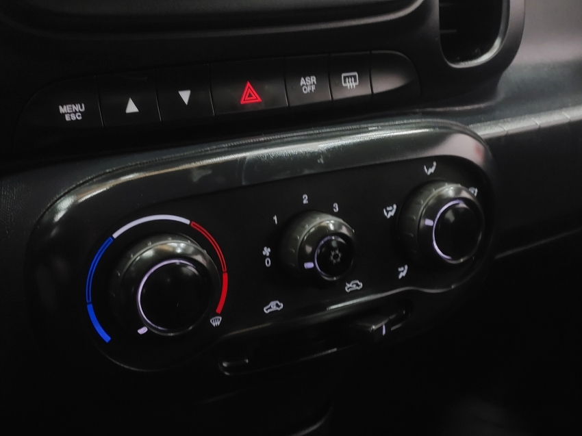 fiat mobi 1.0 evo flex like. manual 4p 202411