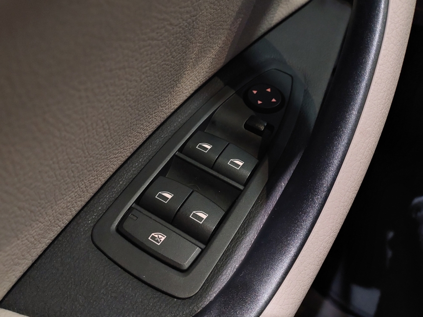 bmw x1 2.0 16v turbo activeflex sdrive20i 4p automatico flex 201919