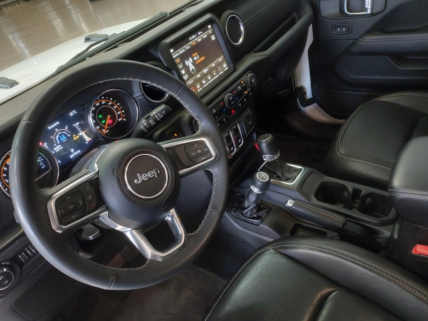 jeep wrangler 2.0 turbo gasolina sahara 2p 4x4 at8 automatico 20237