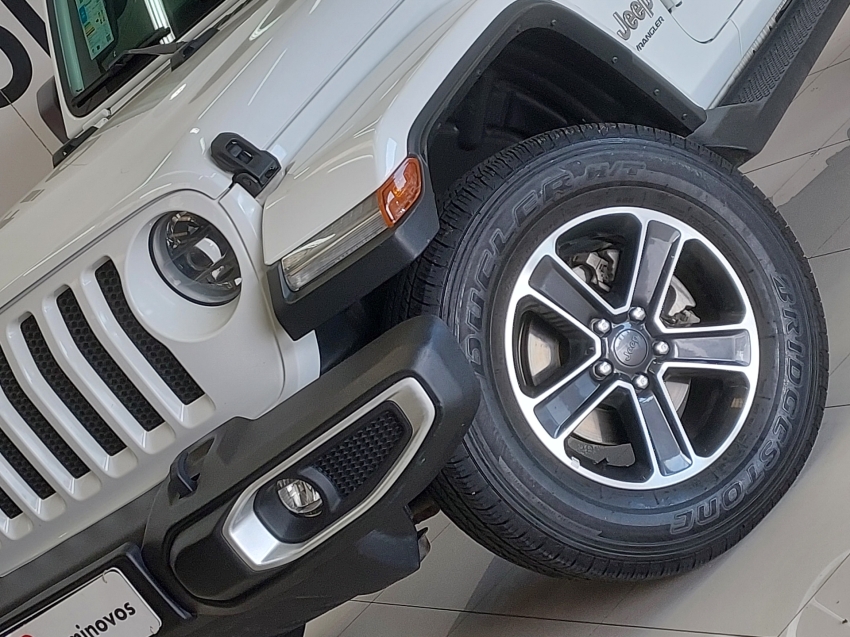 jeep wrangler 2.0 turbo gasolina sahara 2p 4x4 at8 automatico 202324