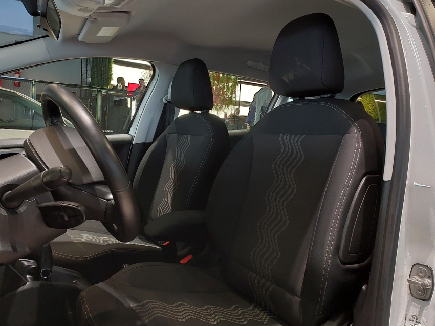 peugeot 2008 1.6 16v flex style 4p automatico 20198