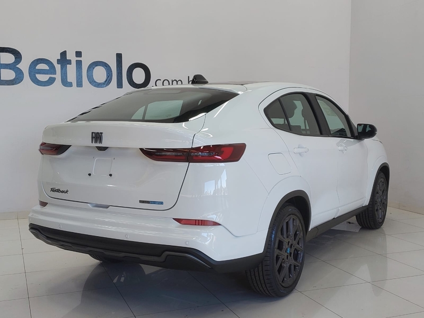 fiat fastback 1.0 turbo 200 hybrid impetus cvt hibrido 4p automatico 20263