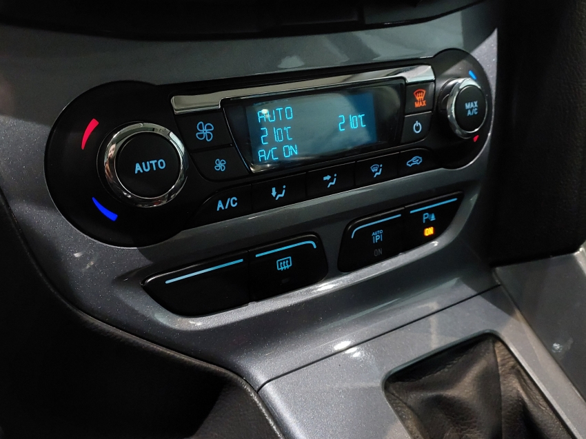 ford focus 2.0 titanium 16v flex 4p powershift automatico 201413