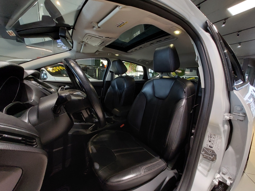 ford focus 2.0 titanium 16v flex 4p powershift automatico 20149