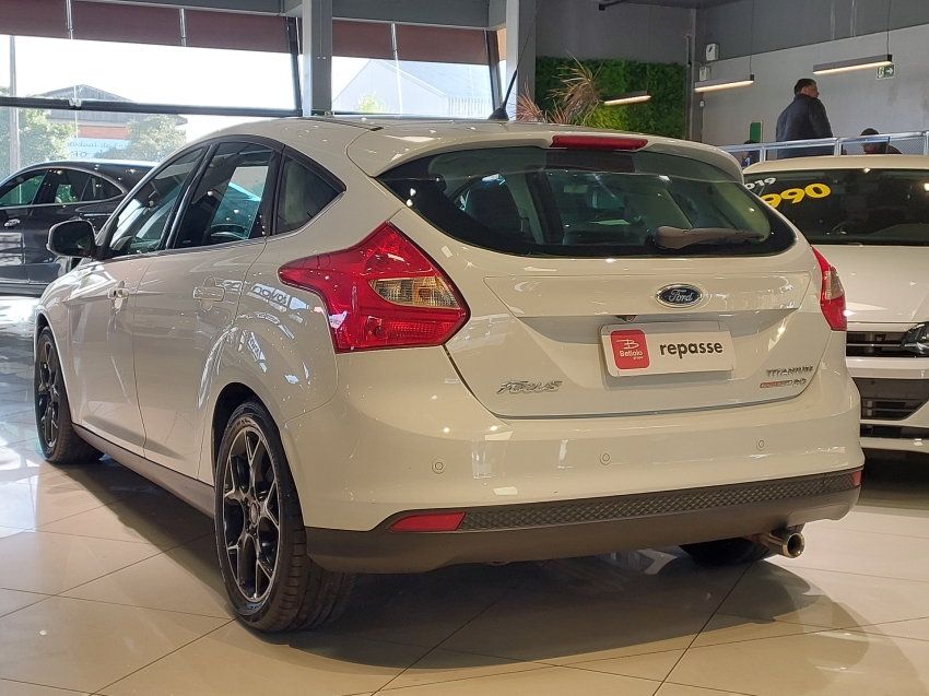 ford focus 2.0 titanium 16v flex 4p powershift automatico 20143