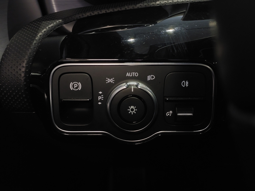 mercedes-benz a 200 1.3 cgi gasolina advance sedan 7g-dct 4p automatico 202019