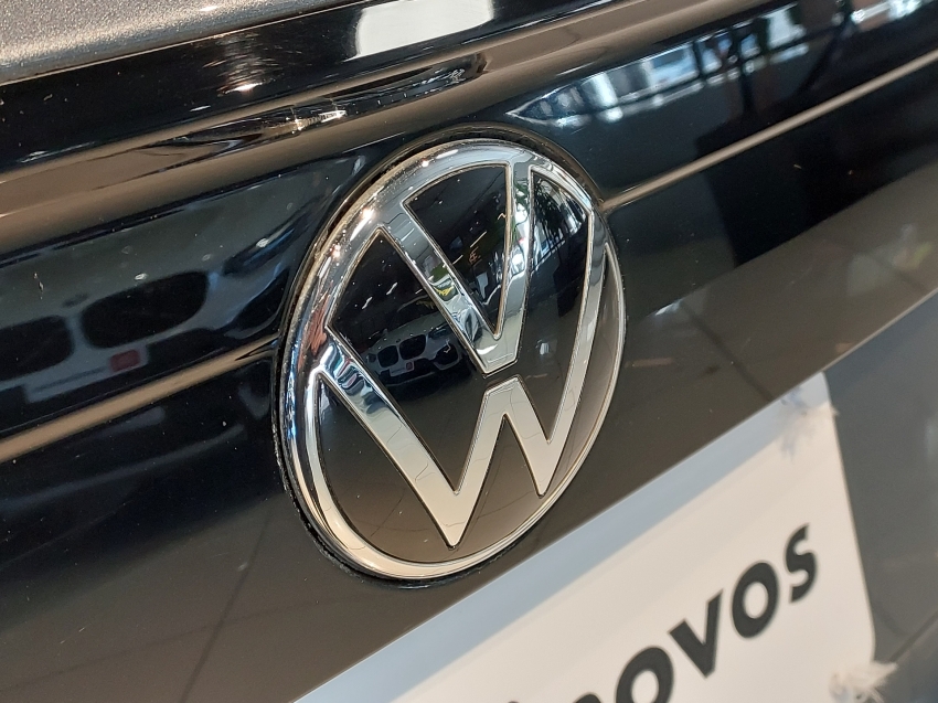 volkswagen nivus 1.0 200 tsi total flex highline automatico 4p 202116
