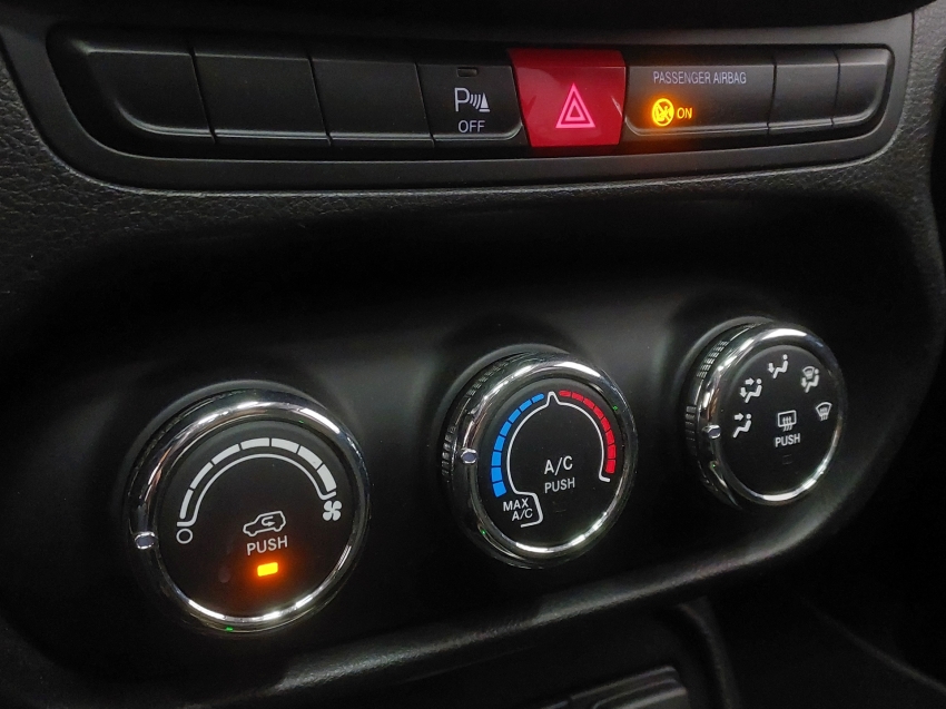jeep renegade 1.8 16v flex sport 4p automatico 201614