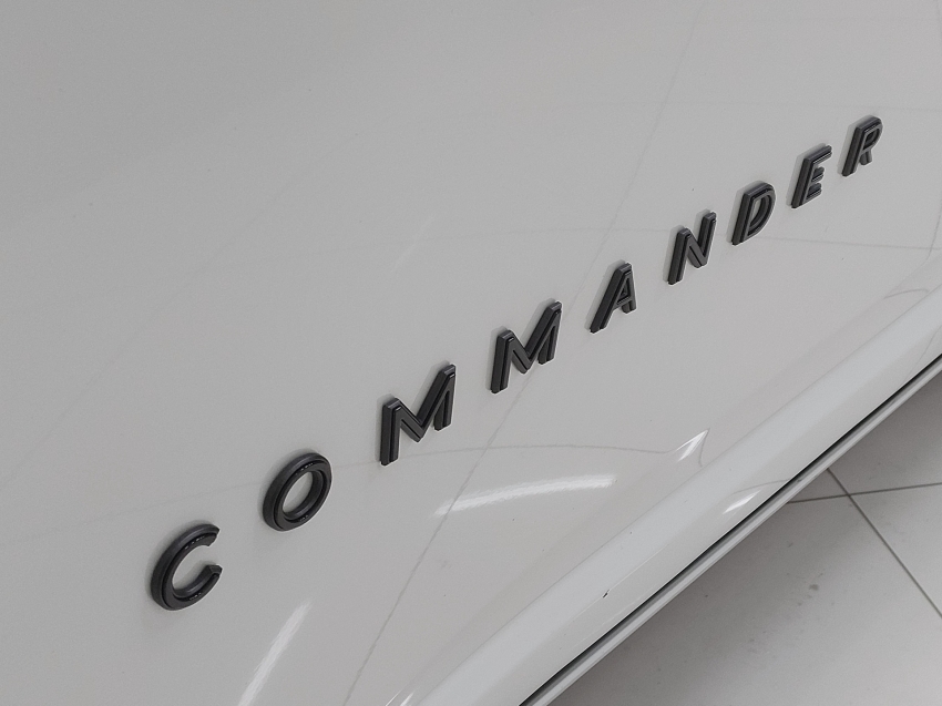 jeep commander 2.0 hurricane 4 turbo gasolina blackhawk at9 4p automatico 202626