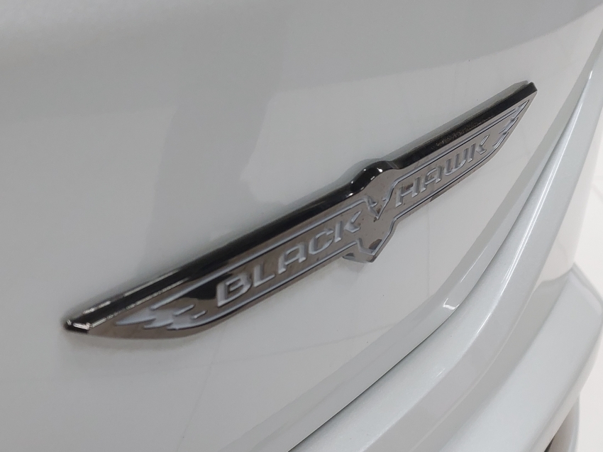 jeep commander 2.0 hurricane 4 turbo gasolina blackhawk at9 4p automatico 202627
