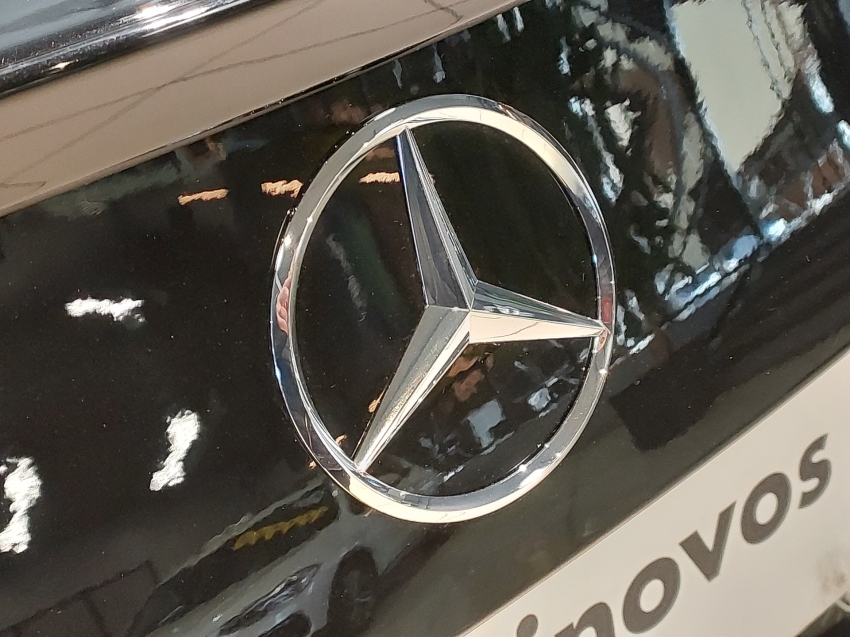 mercedes-benz c 300 2.0 eq boost hibrido amg line 9g-tronic 4p automatico 202423