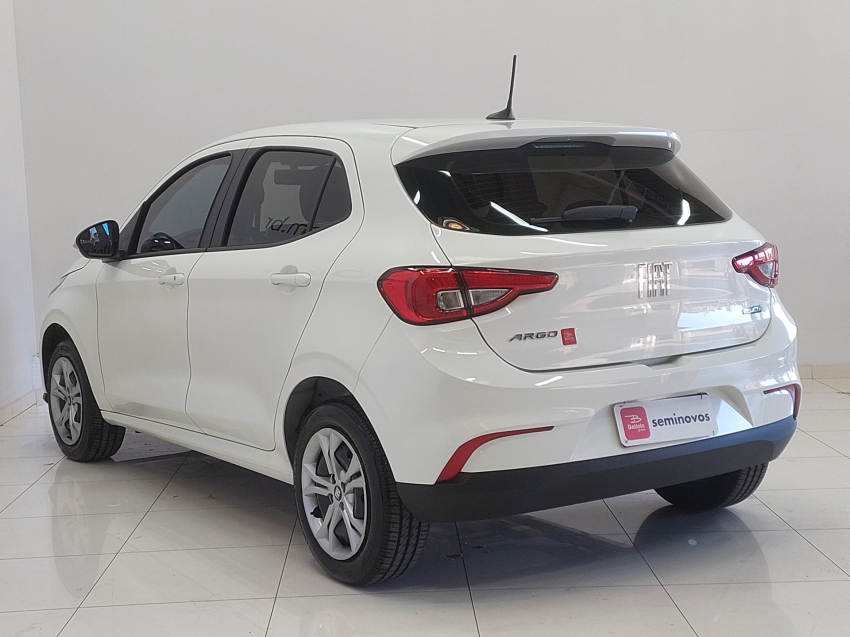 fiat argo 1.3 firefly flex drive cvt 4p automatico 20243