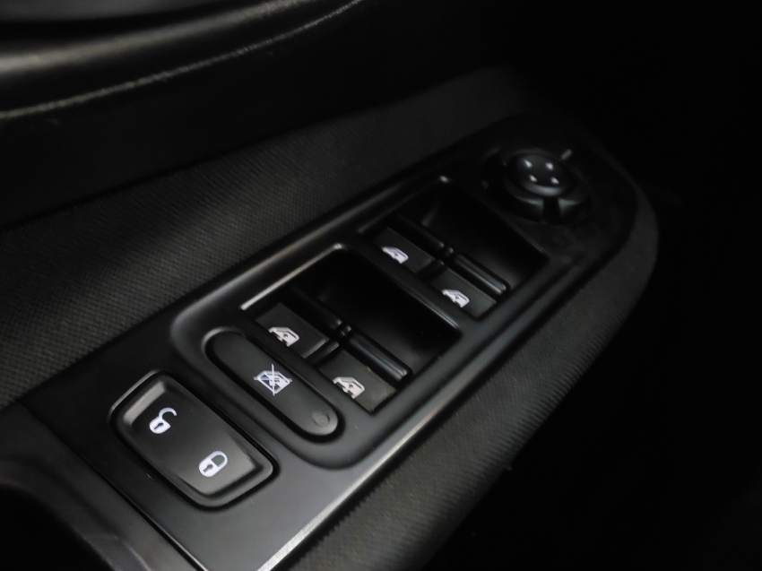 jeep renegade 1.8 16v flex sport 4p automatico 202018