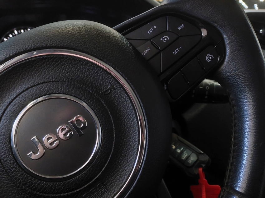 jeep renegade 1.8 16v flex sport 4p automatico 202016