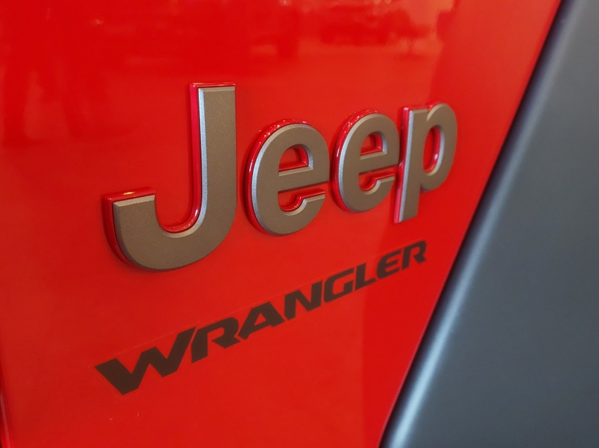 jeep wrangler 2.0 turbo gasolina rubicon 4p 4x4 at8 flex automatico 202628