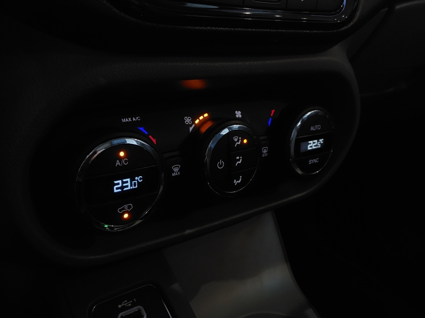 fiat toro 2.0 16v turbo diesel volcano 4wd at9 4p automatico 202012