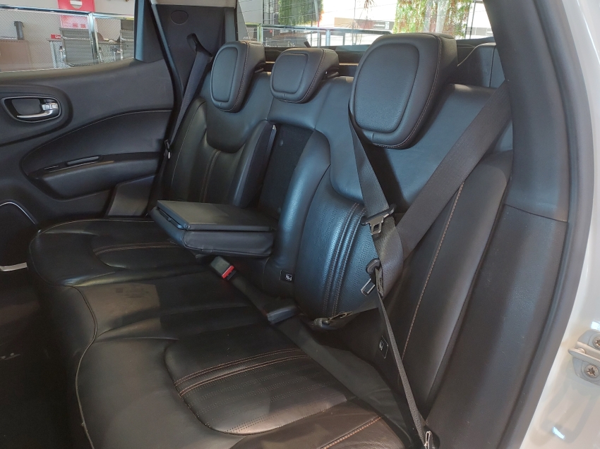 fiat toro 2.0 16v turbo diesel volcano 4wd at9 4p automatico 20209