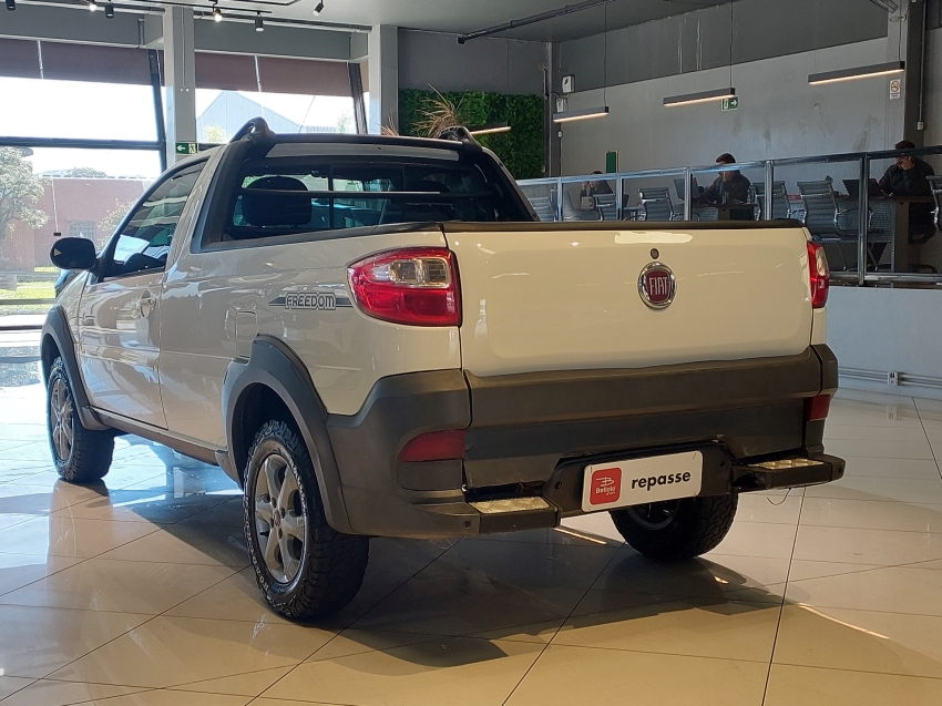 fiat strada 1.4 mpi freedom cs 8v flex 2p manual 20204