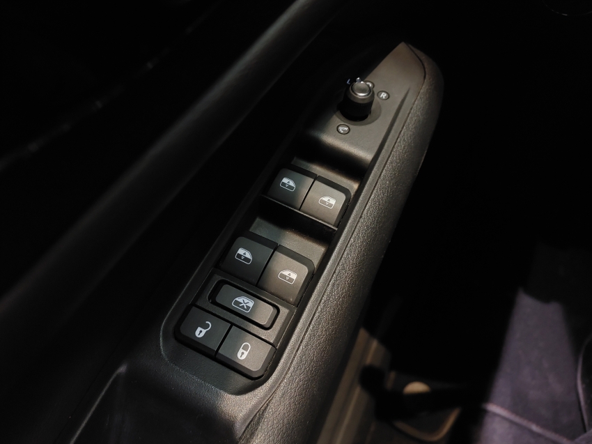 jeep commander 2.0 td380 turbo diesel overland at9 4p automatico 202224