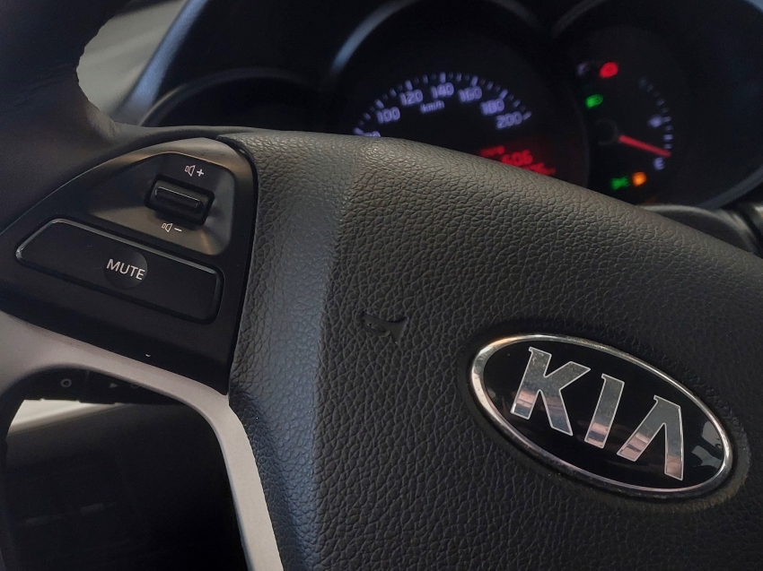 kia picanto 1.0 ex 12v flex 4p manual 201315
