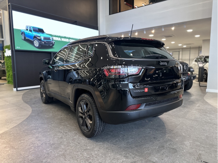 jeep compass longitude 1.3 t270 2025 gasolina automatico5