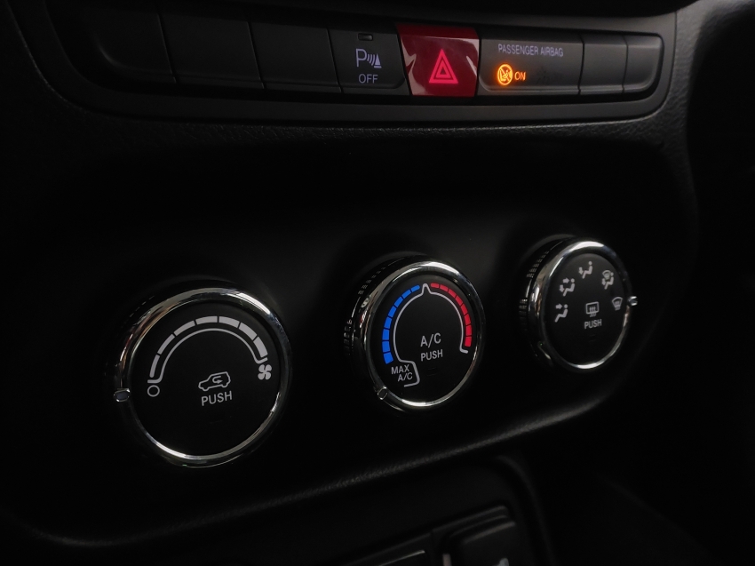 jeep renegade 1.8 16v flex sport 4p automatico 201611