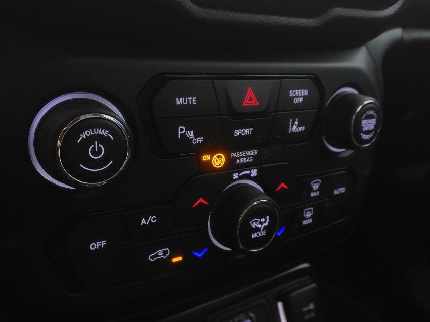 jeep renegade 1.3 t270 turbo flex longitude at6 4p automatico 202511