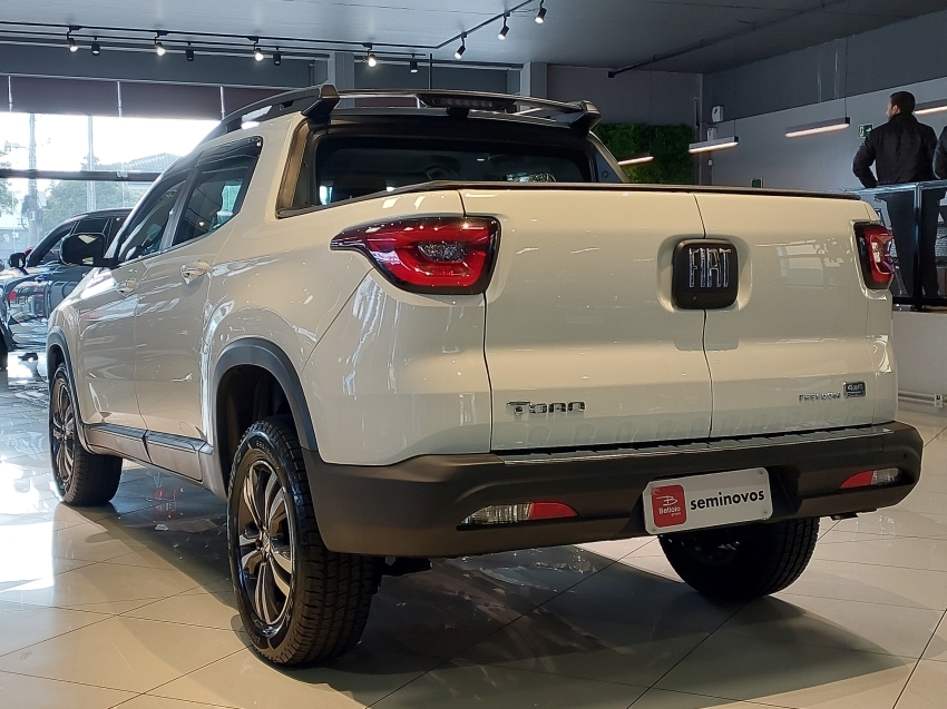fiat toro 2.0 16v turbo diesel freedom 4wd at9 4p automatico 20223