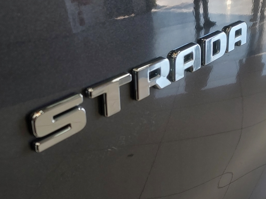 fiat strada 1.3 firefly flex volcano cd cvt 4p automatico 202419