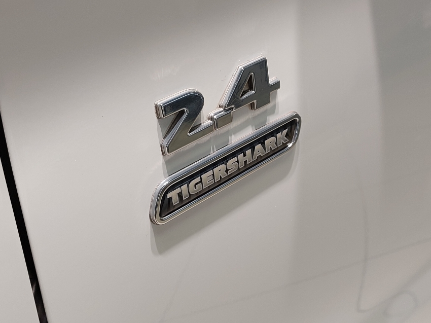 fiat toro 2.4 16v multiair flex freedom at9 4p automatico 201820