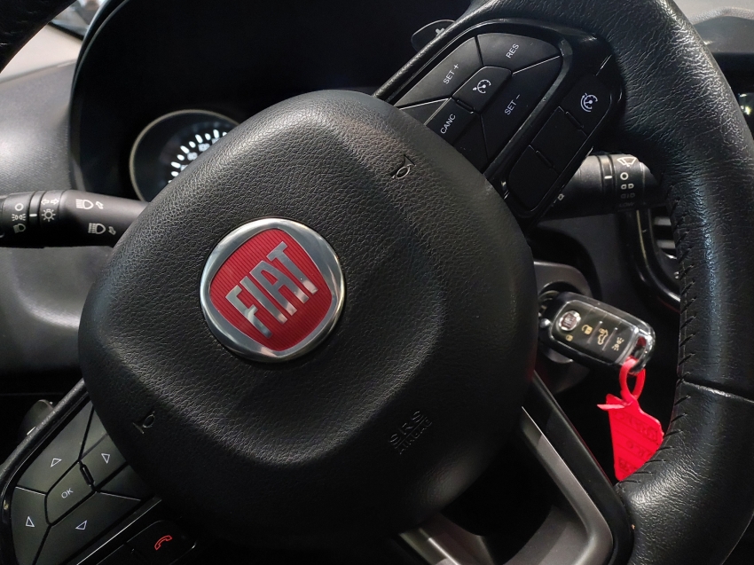 fiat toro 2.4 16v multiair flex freedom at9 4p automatico 201815