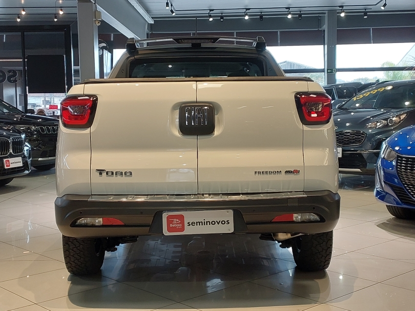 fiat toro 2.4 16v multiair flex freedom at9 4p automatico 20184