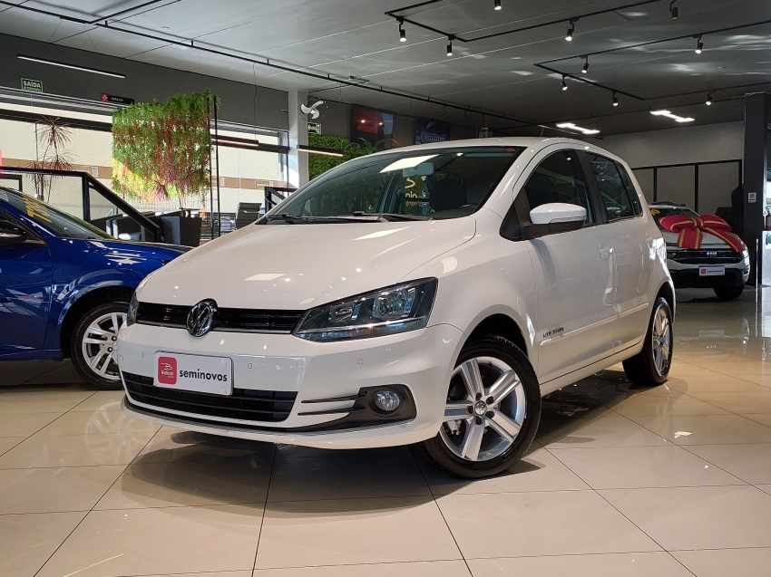 volkswagen fox 1.0 mi comfortline 8v flex 4p manual 201523