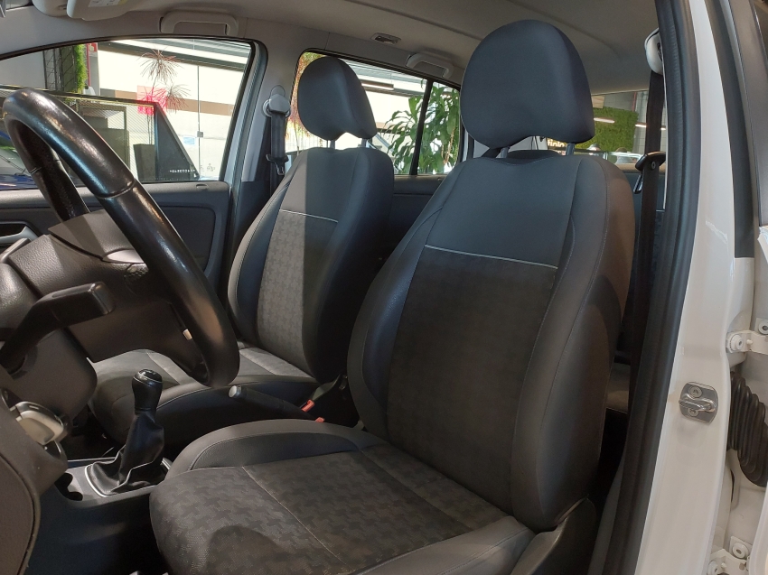 volkswagen fox 1.0 mi comfortline 8v flex 4p manual 20158