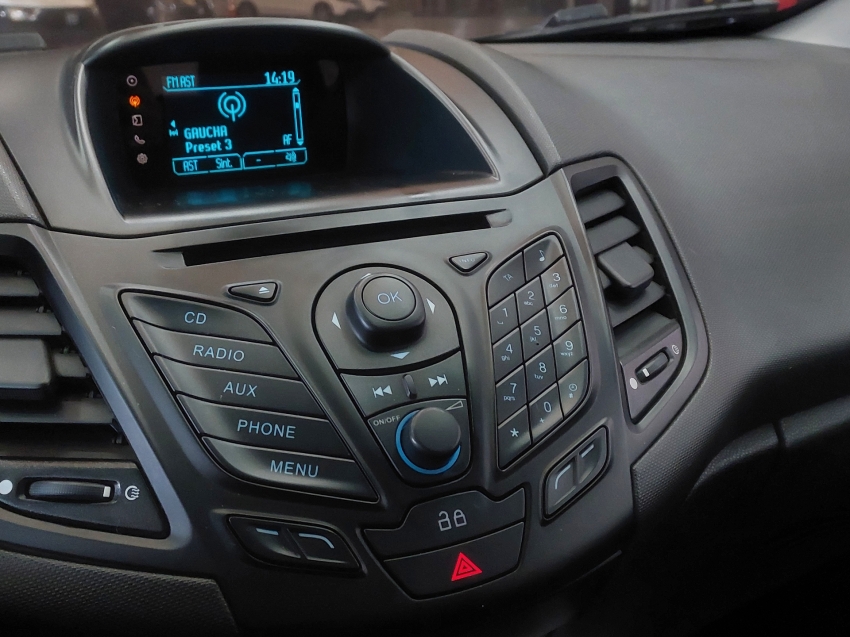ford fiesta 1.6 se hatch 16v flex 4p powershift automatico 201514
