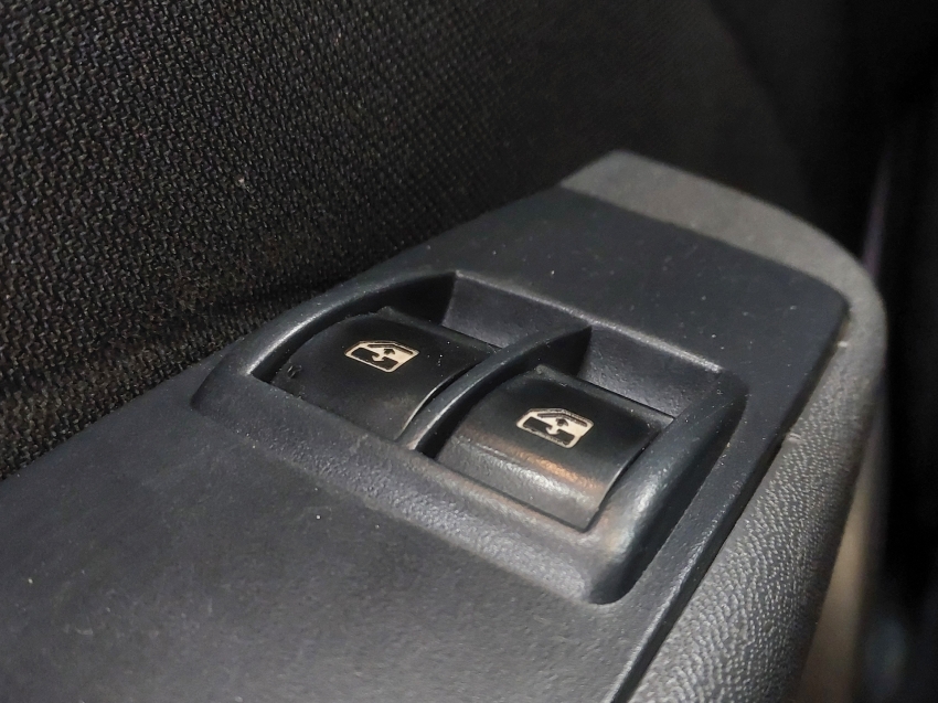 fiat siena 1.0 mpi el 8v flex 4p manual 201015