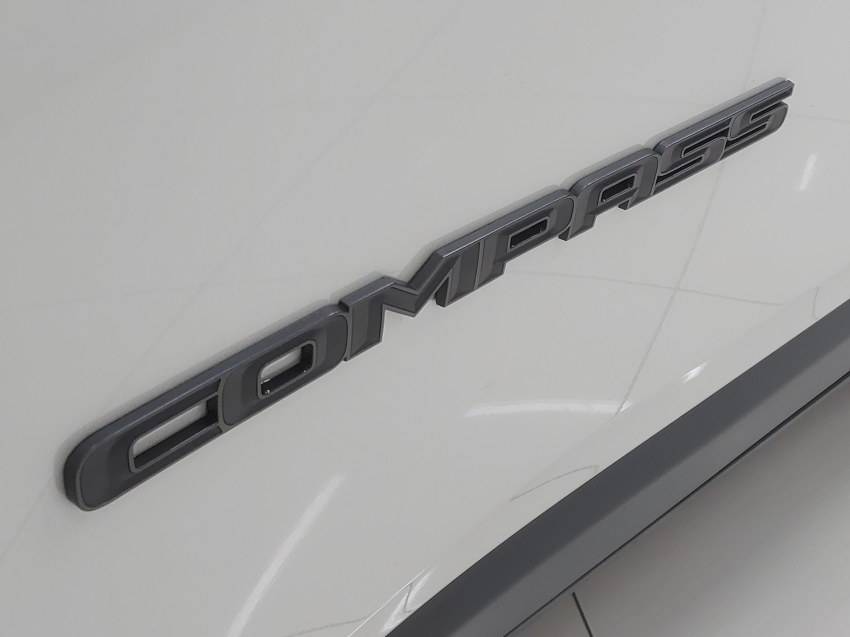 jeep compass 1.3 t270 turbo flex longitude at6 4p automatico 202424