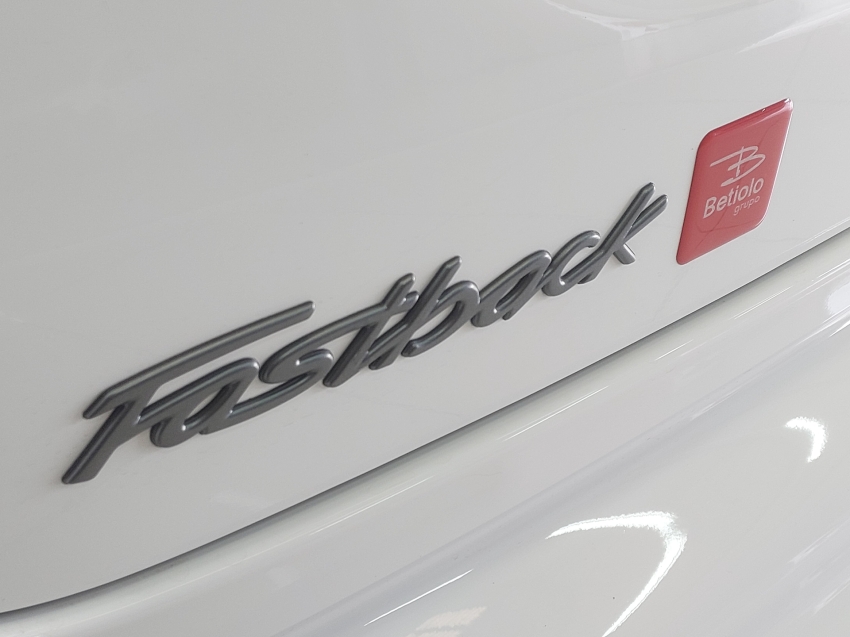 fiat fastback 1.0 turbo 200 hybrid impetus cvt hibrido 4p automatico 202624