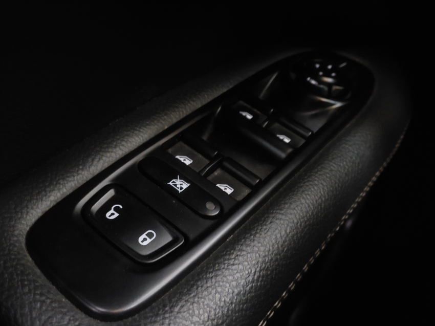 fiat toro 1.3 turbo 270 flex volcano at6 4p automatico 202520