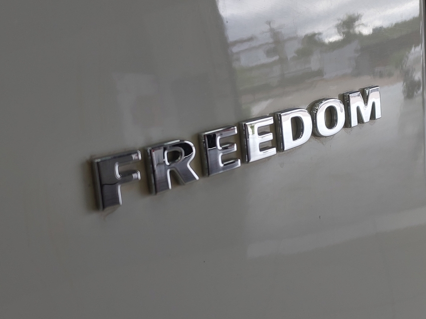 fiat strada 1.3 firefly flex freedom cd manual 4p 202318