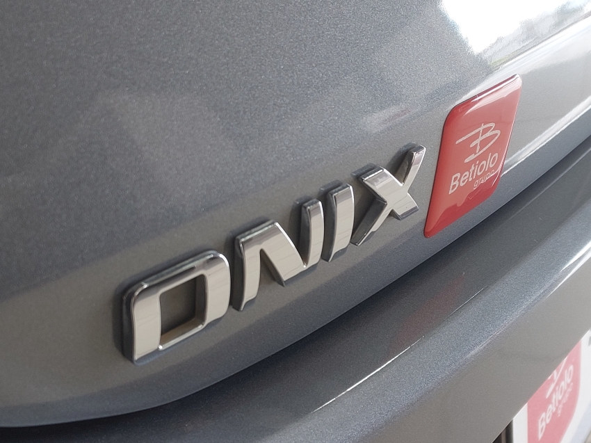 chevrolet onix 1.0 flex plus lt manual 4p 202217