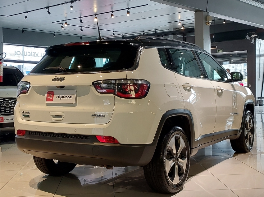 jeep compass 2.0 16v diesel longitude 4x4 automatico 4p 20176
