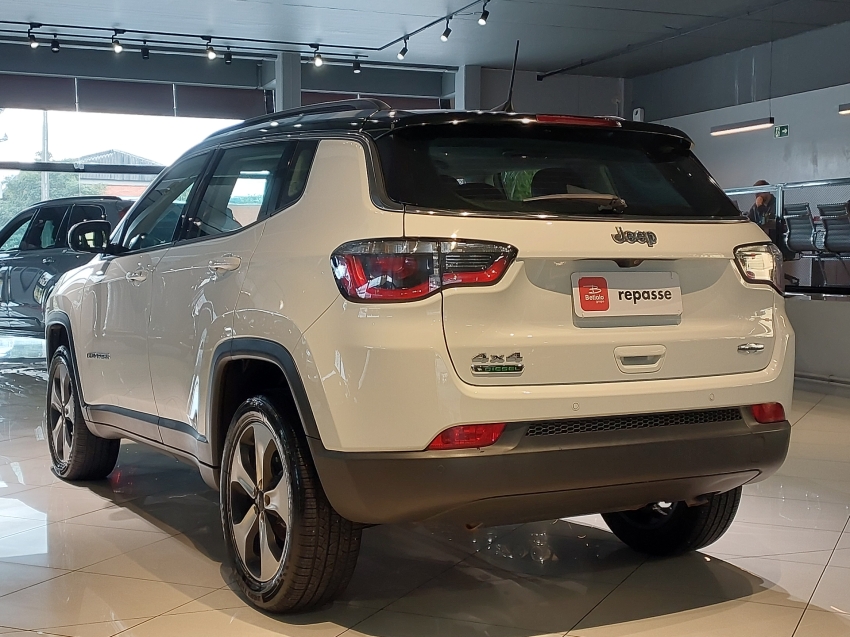 jeep compass 2.0 16v diesel longitude 4x4 automatico 4p 20174