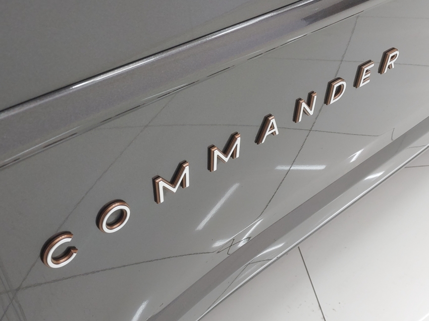 jeep commander 2.0 td380 turbo diesel overland at9 4p automatico 202326