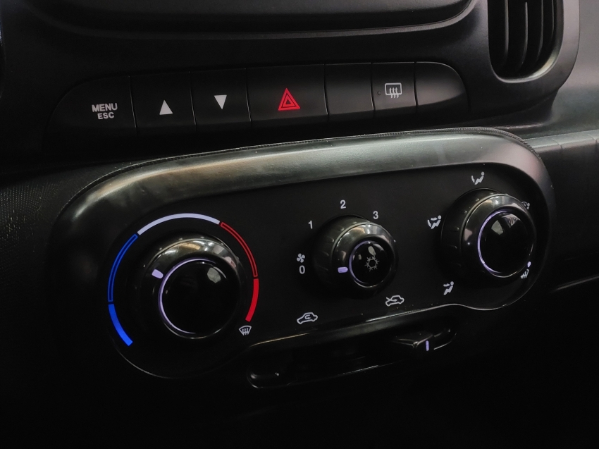 fiat mobi 1.0 evo flex like. manual 4p 202411