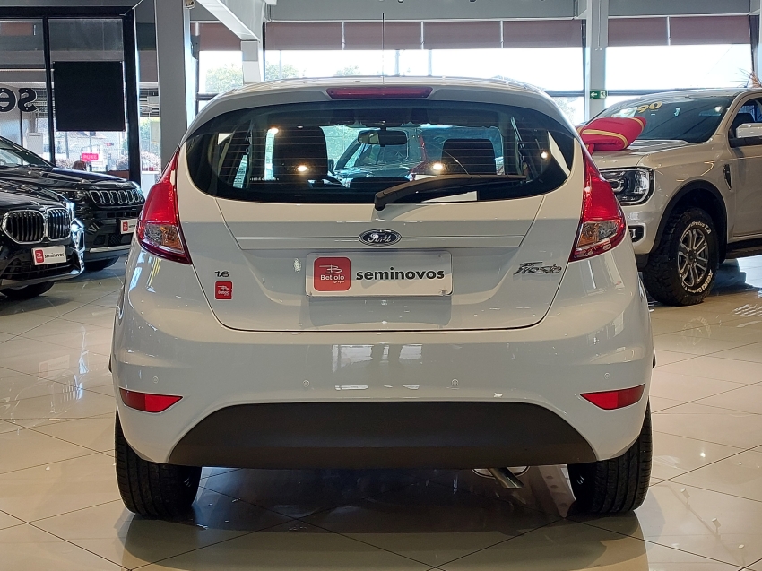 ford fiesta 1.6 se hatch 16v flex 4p manual 20175