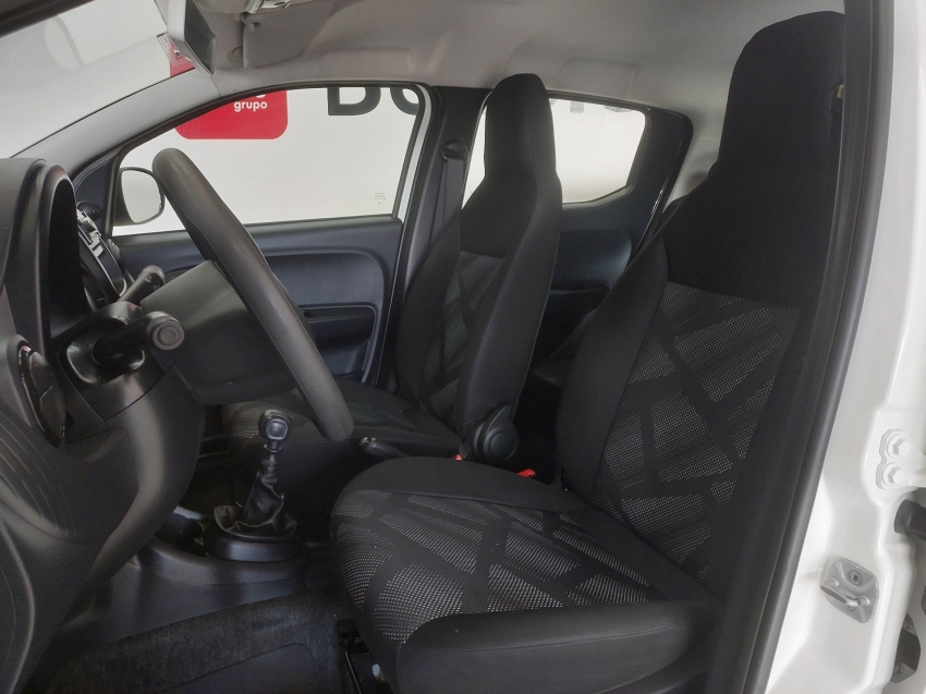 fiat mobi 1.0 evo flex like. manual 4p 20238